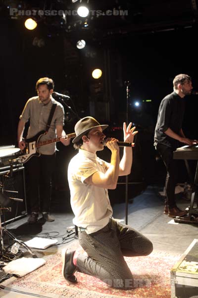 MAXIMO PARK - 2014-02-22 - PARIS - La Maroquinerie - Paul Smith